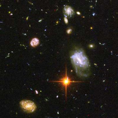 VIAJANDO POR EL COSMOS